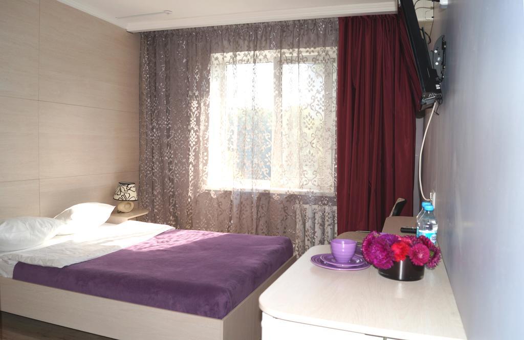 Sverdlovsk Hotel Dnipro Room photo