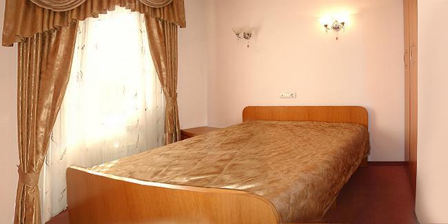 Sverdlovsk Hotel Dnipro Room photo